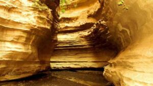 Hell's Gate National Park